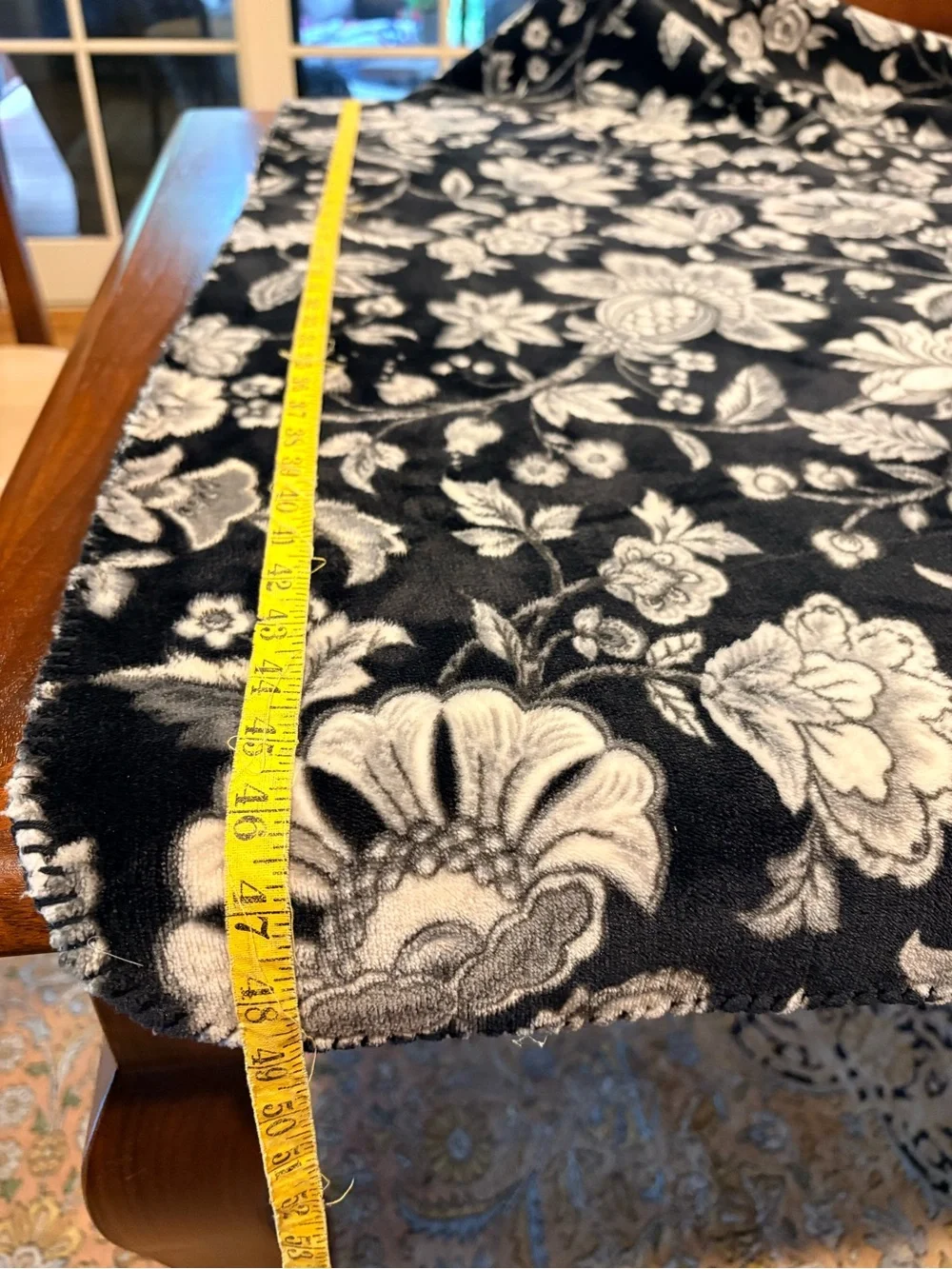 Plush Floral Throw Blanket - Black and White, UEC, non smokers house